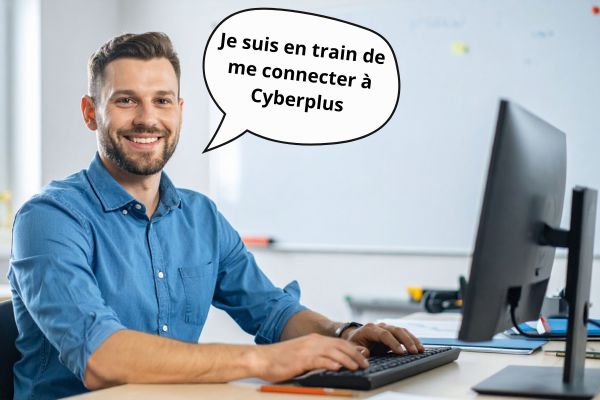 un homme se connecte à cyberplus